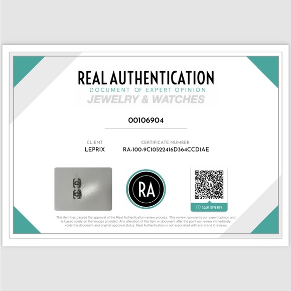 Chanel Silver Earrings with box - Picture 5 of 5